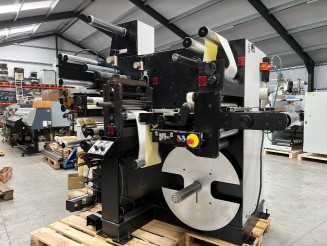 Flexo and label printing machine